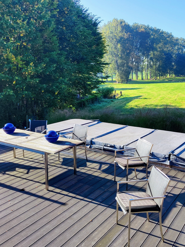 de chocoladepastorij terras landschap uitzicht natuur in de natuur tuin teambuilding chocoladeworhshop