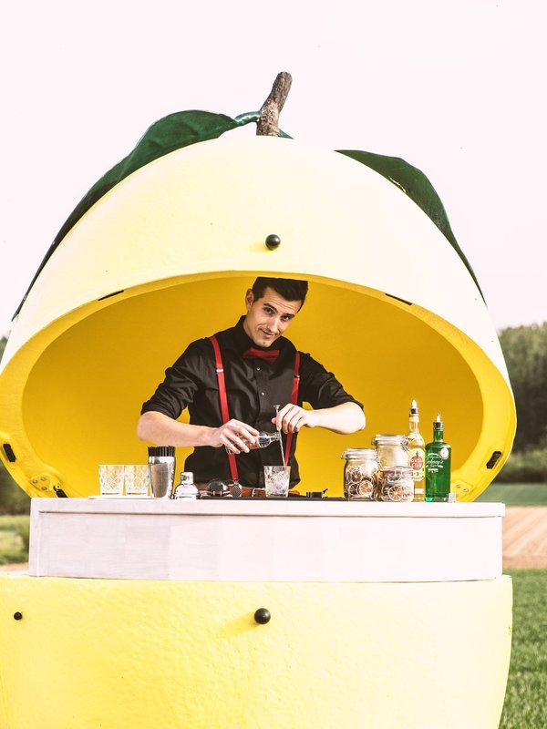 Yves Mobiele bar