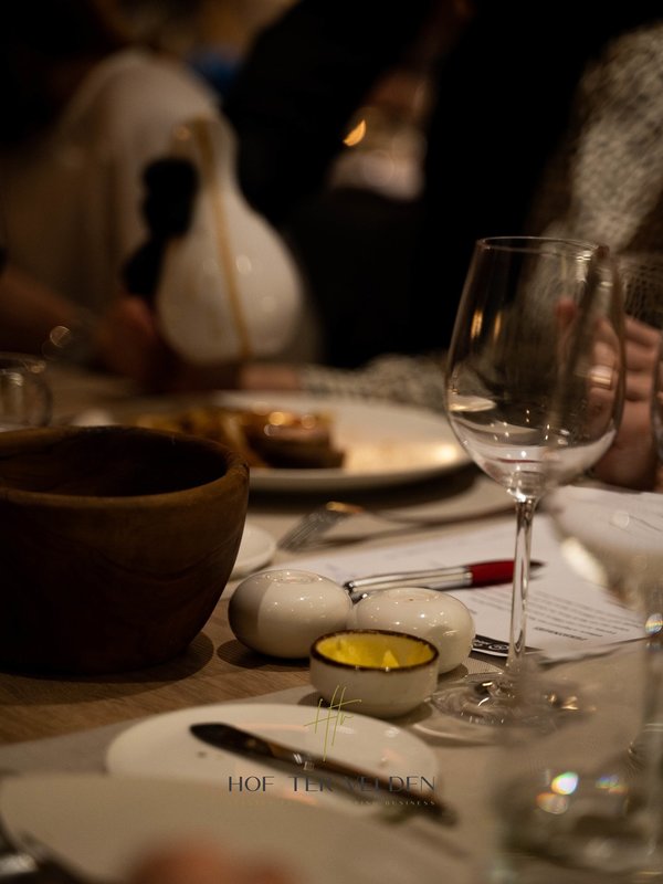 hof ter velden moord aan tafel