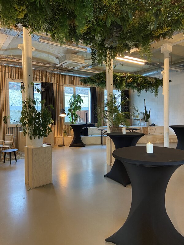 Receptie in de foyer van WATT Factory