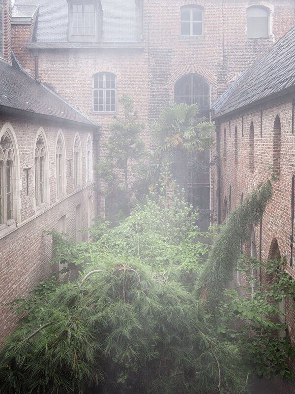 De binnentuin van de Kunsthal in Gent