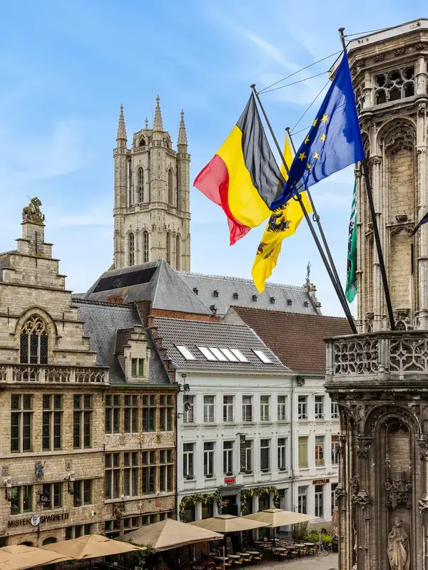 Uitzicht op het Belfort vanaf NH Collection Gent